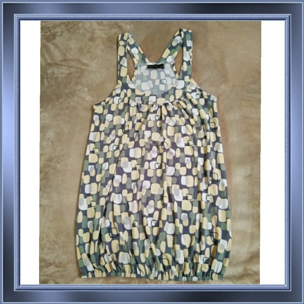 🌺FREE WITH PURCHASE OVER $10***MARIANNE TOP
